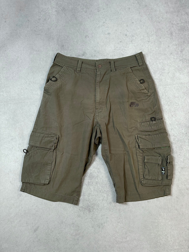 Brown Vintage 3/4 Jorts (XL)