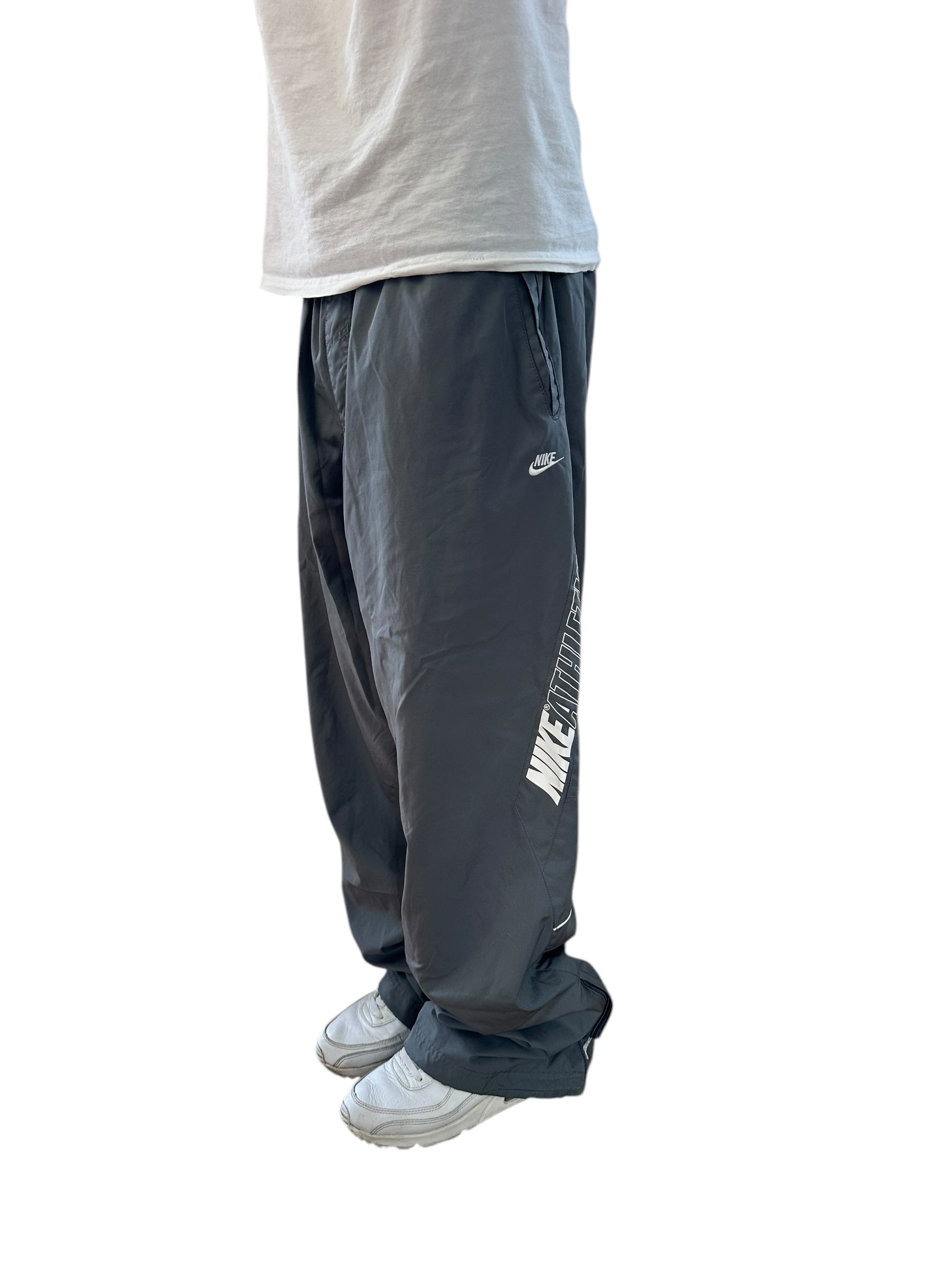 Vintage Nike Trackpants (XL)