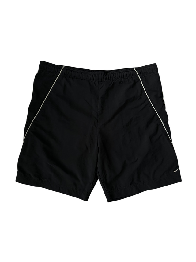 Nike Vintage Shorts (M)