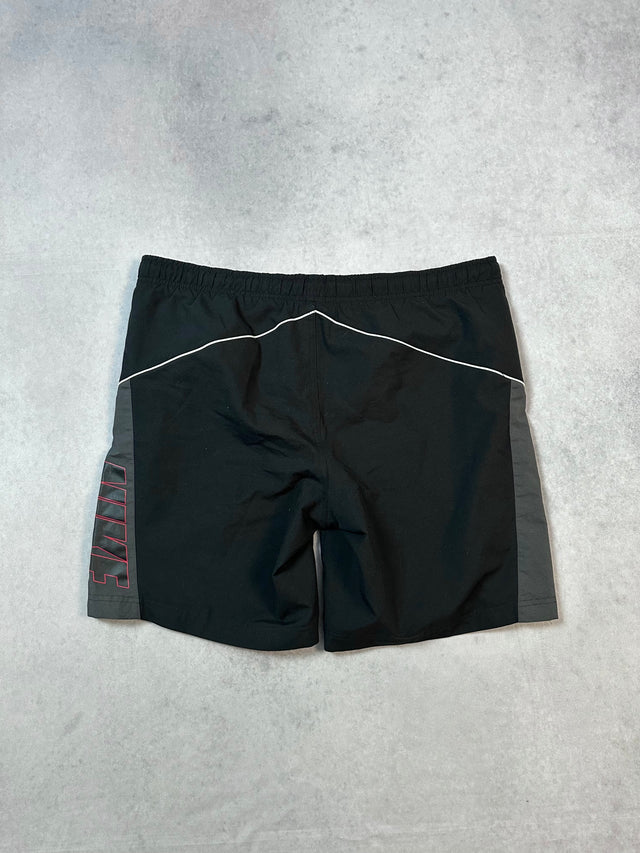 Black Vintage Nike Shorts (M)